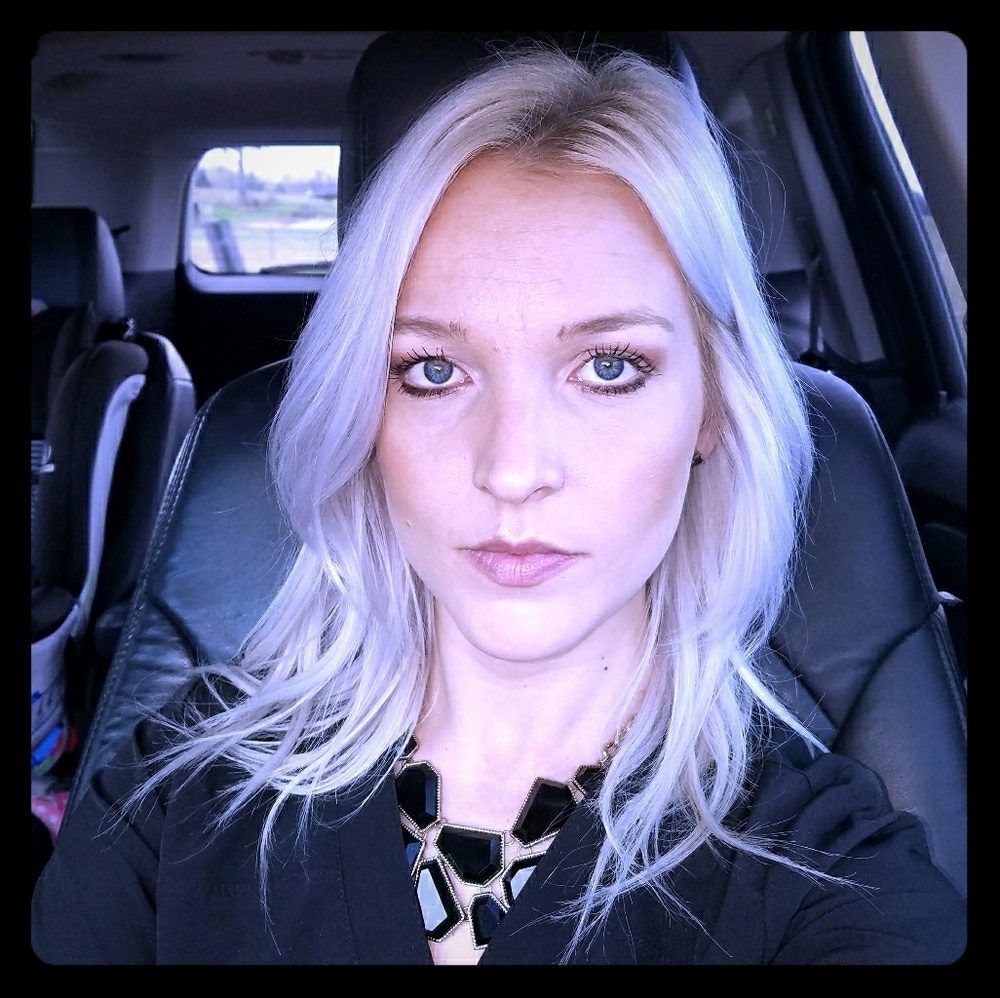 Meet your Posher, Paulena